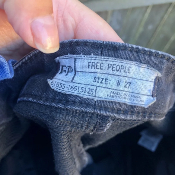 FREE PEOPLE MOTO STYLE SKINNY JEANS - Picture 5 of 7